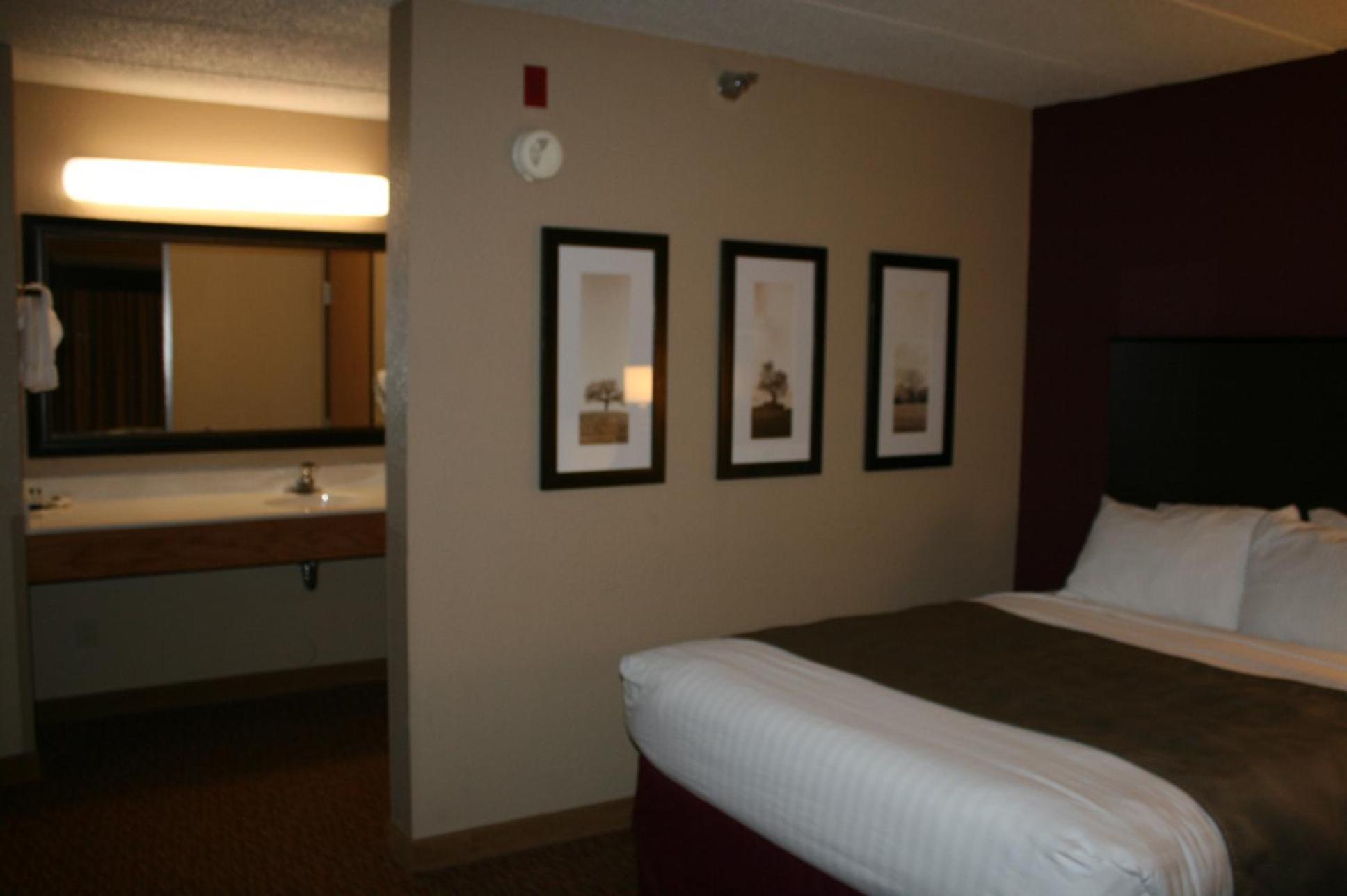 Americinn By Wyndham Osceola Exterior photo